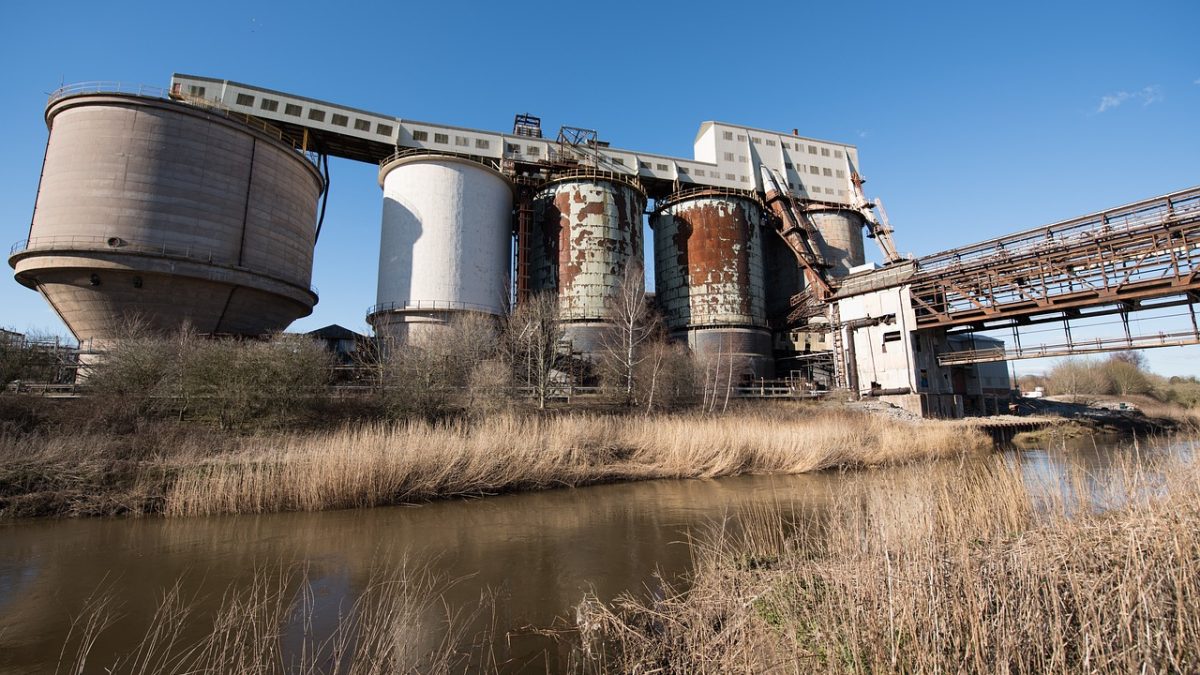 Ruch w Grupie Azoty: Nowa osoba w Radzie Nadzorczej Police i spóźnione zgłoszenie do głównej spółki