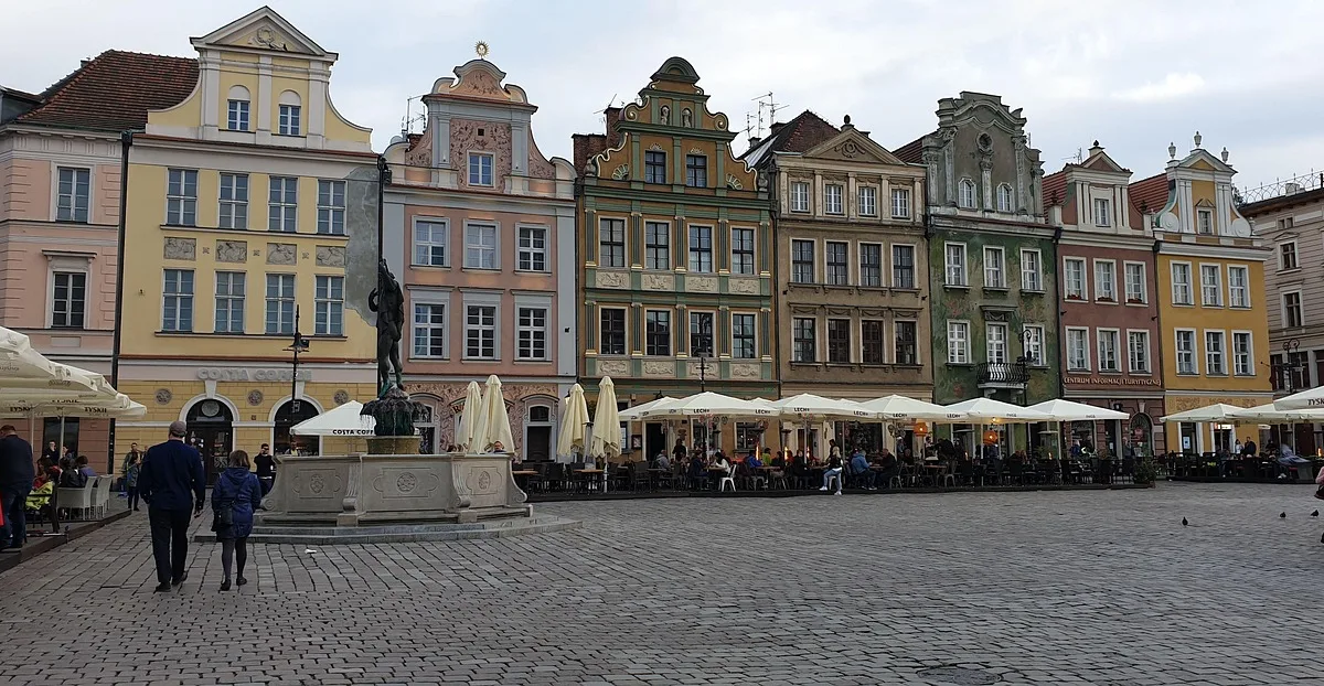 Poznański rynek pierwotny wstrzymuje oddech. Deweloperzy stawiają na premium, a tanie mieszkania znikają