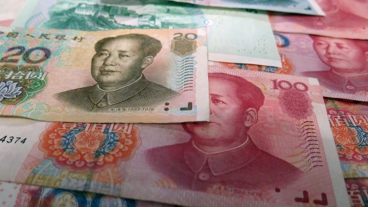 To nie Bitcoin, a juan może pokonać dolara. Ekspert daje mu tylko 5 lat
