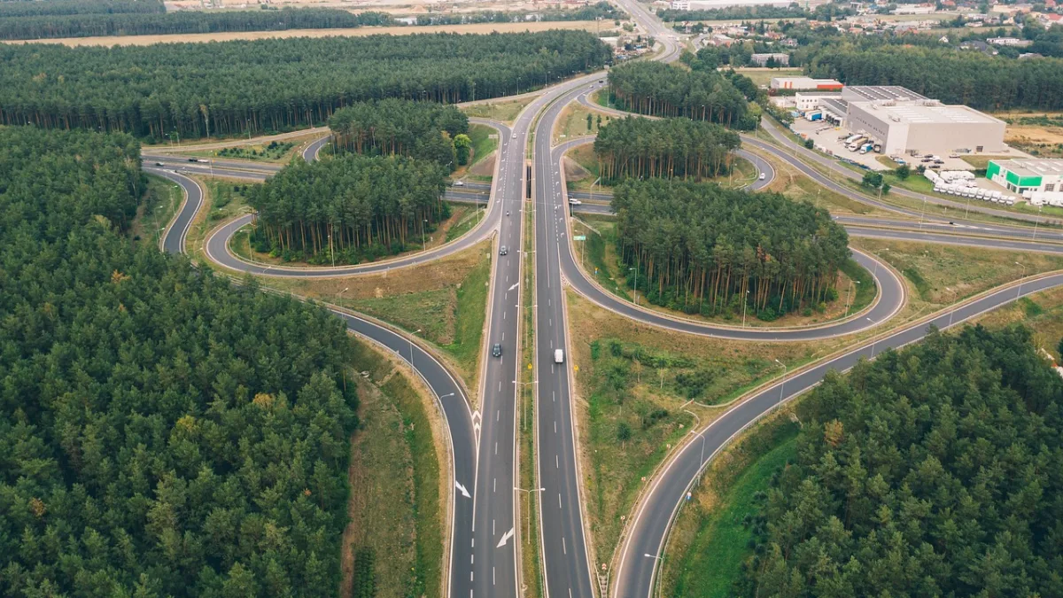 Mostostal Warszawa pozywa GDDKiA o pół miliarda złotych. O co chodzi w gigantycznym sporze?