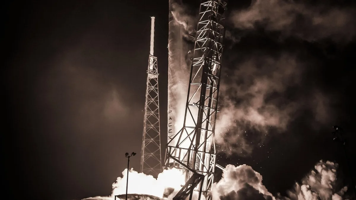 SpaceX szykuje gigantyczne IPO. Elon Musk i 21 banków w tajnej operacji „Project Apex”