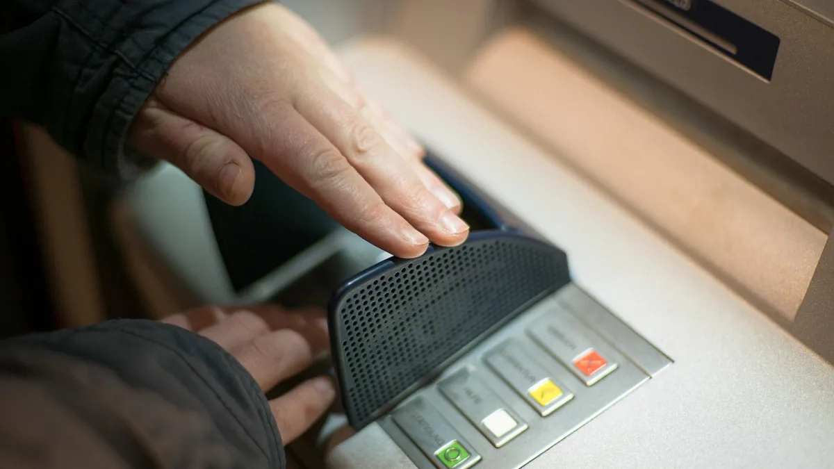 Bankomaty bez kart? Chase Bank szykuje rewolucję. Jak wypłacisz gotówkę?