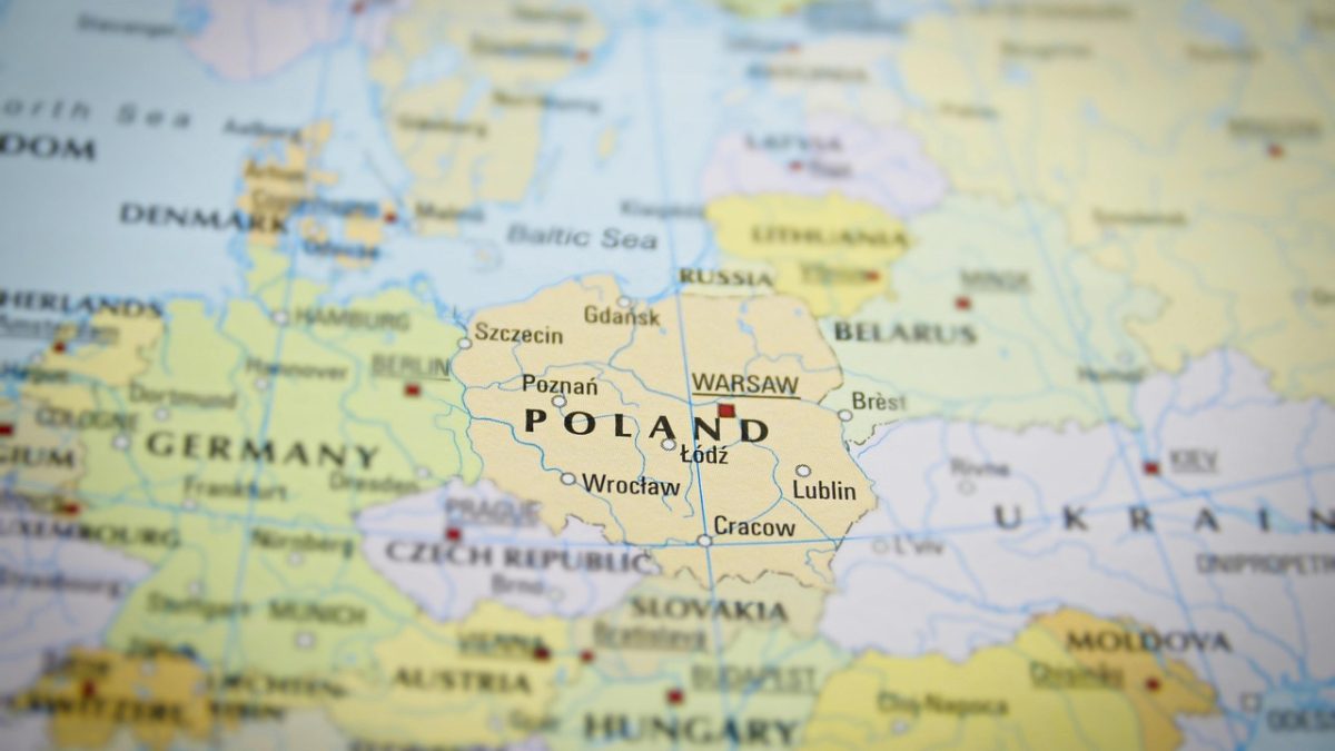 Powrót do kraju z emigracji? Dla Polaków to coraz częściej czysta kalkulacja