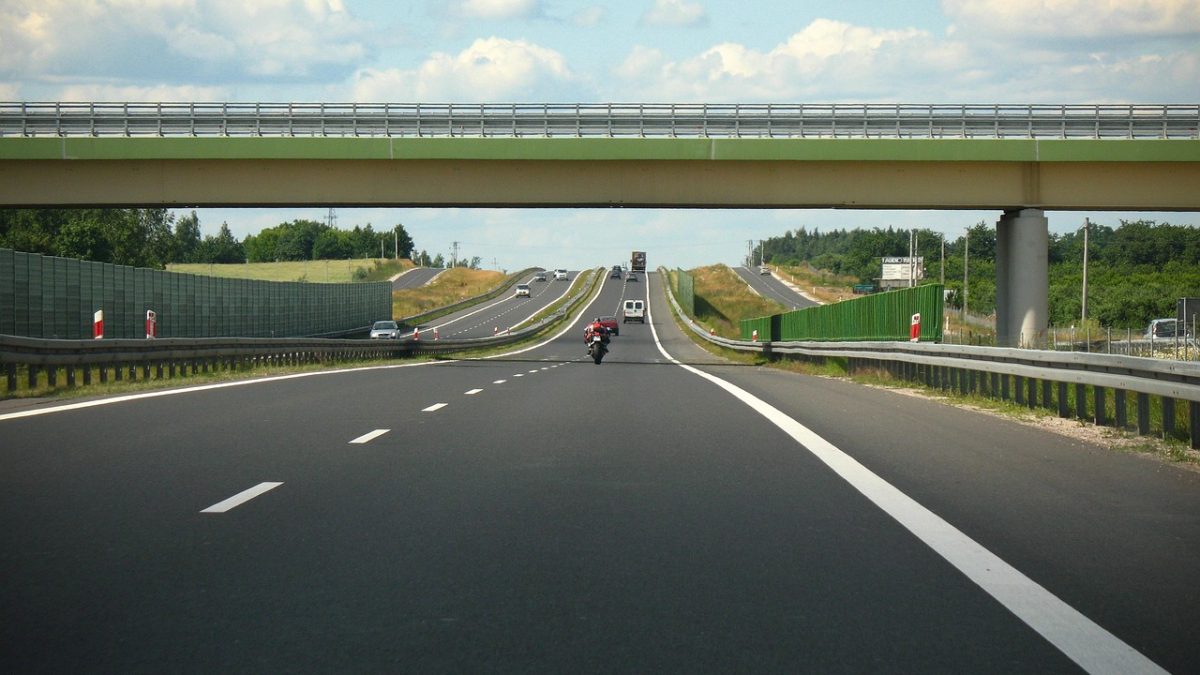 Gotówka dla akcjonariuszy: Dwie spółki mają konkretne plany co do zysków za 2025 rok
