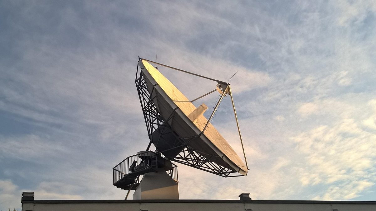 Fiński gigant satelitarny z polskim DNA: ICEYE wyceniony na 44 miliardy złotych
