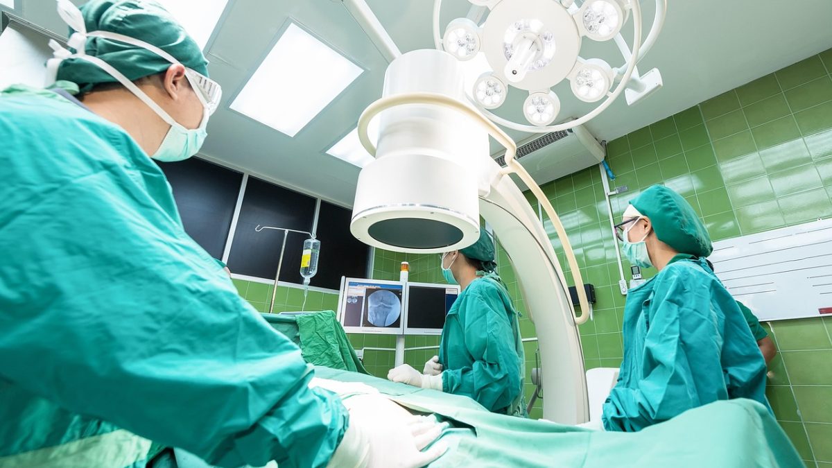 Systemowa zapaść w ochronie zdrowia? „NFZ to wiadro bez dna”