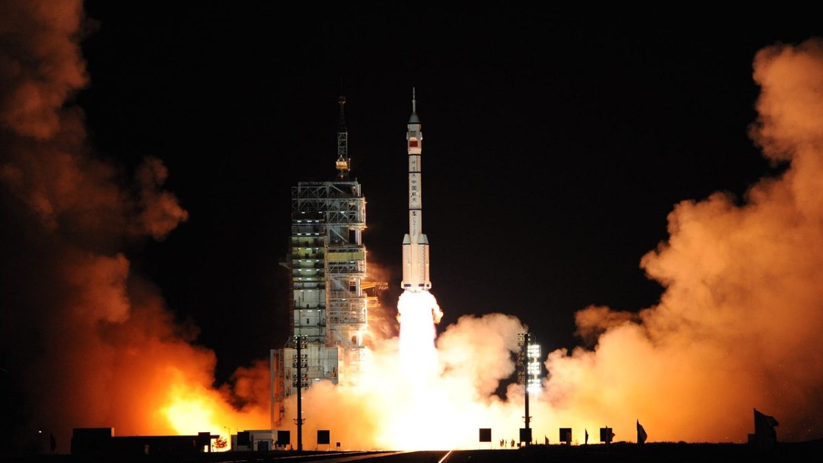 SpaceX po IPO – analitycy stawiają nawet 500 USD, ale średnia Wall Street to 235 USD
