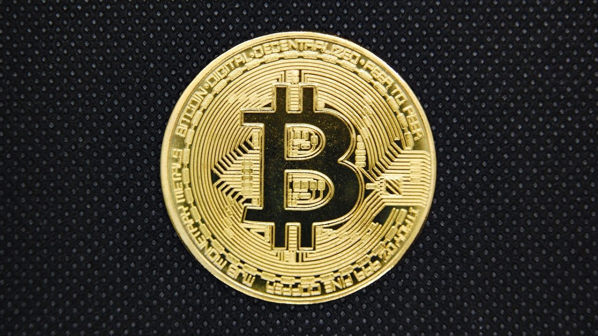 Bitcoin i złoto toną razem, a w Polsce paliwa idą w górę – 2026 łamie rynkowe reguły