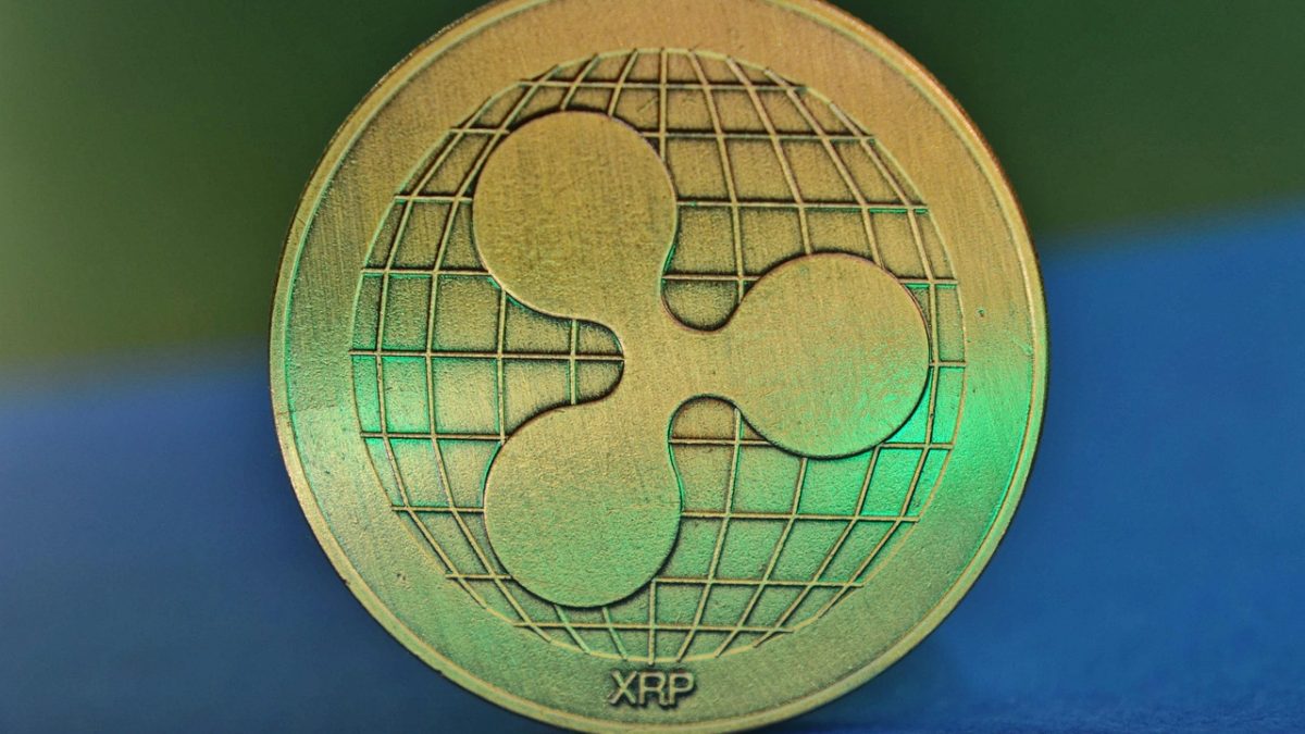 XRP i BNB na celowniku – które kryptowaluty mogą wrócić do klubu 100 mld USD?