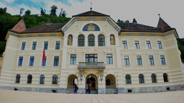 Imperium Solorza ostatecznie przegrane. Trybunał w Liechtensteinie odrzuca skargę miliardera
