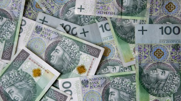 Minister Domański studzi nadzieje na podwyżkę progu podatkowego. Deficyt nie daje pola do popisu
