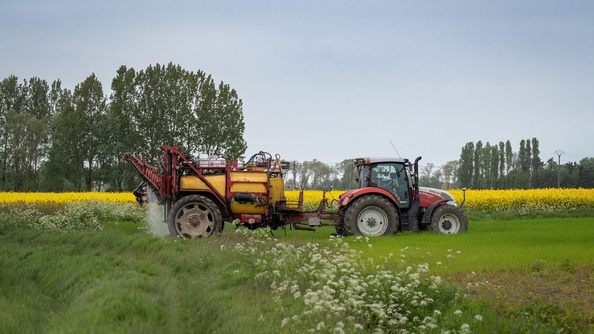Nowy pakiet dla rolników: wyższy zwrot za paliwo, dopłaty do nawozów i szybsze zaliczki