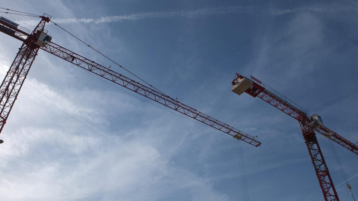 Unibep: zysk w górę, dług w dół i portfel blisko 4,5 mld zł